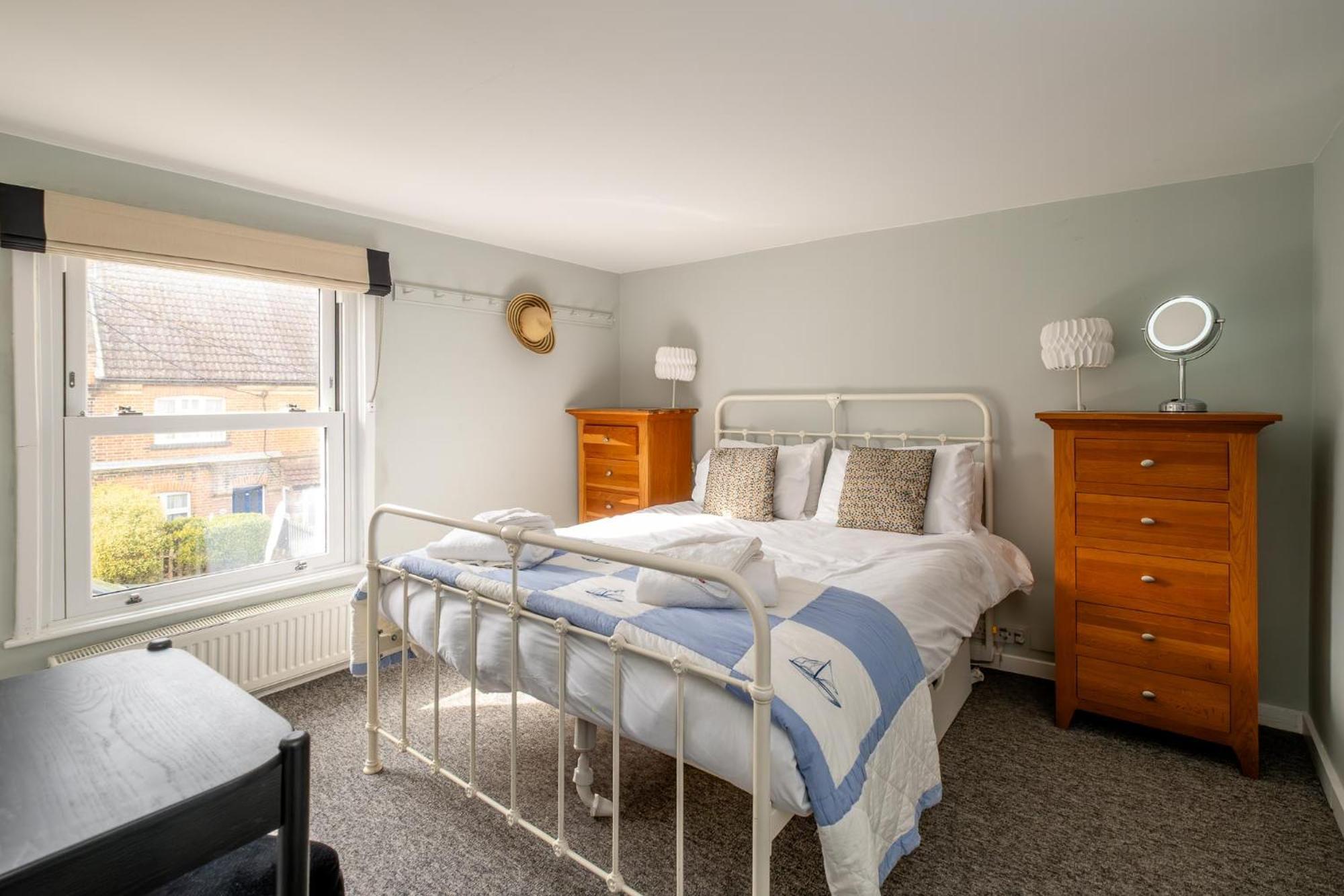 Sleepers Cottage Алдебург Екстериор снимка